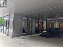 207 - 330 RICHMOND STREET W Toronto, ON M5V 0M4
