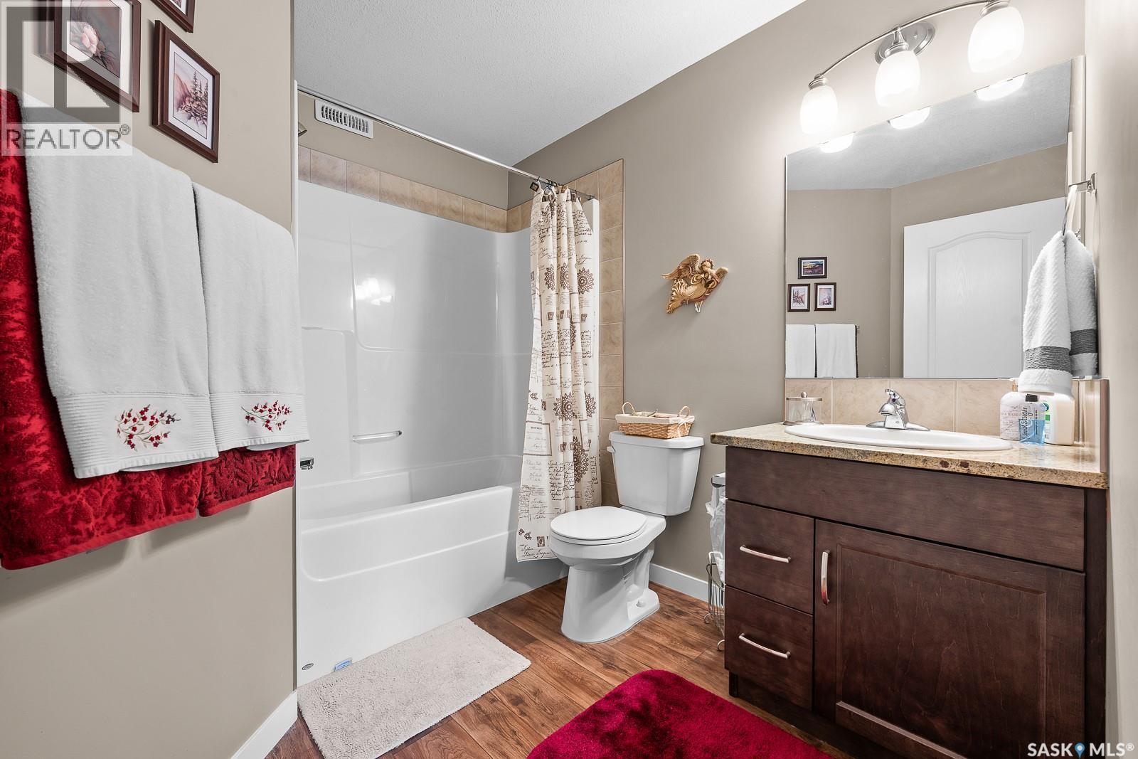 206 1220 Empress Street, Regina, SK