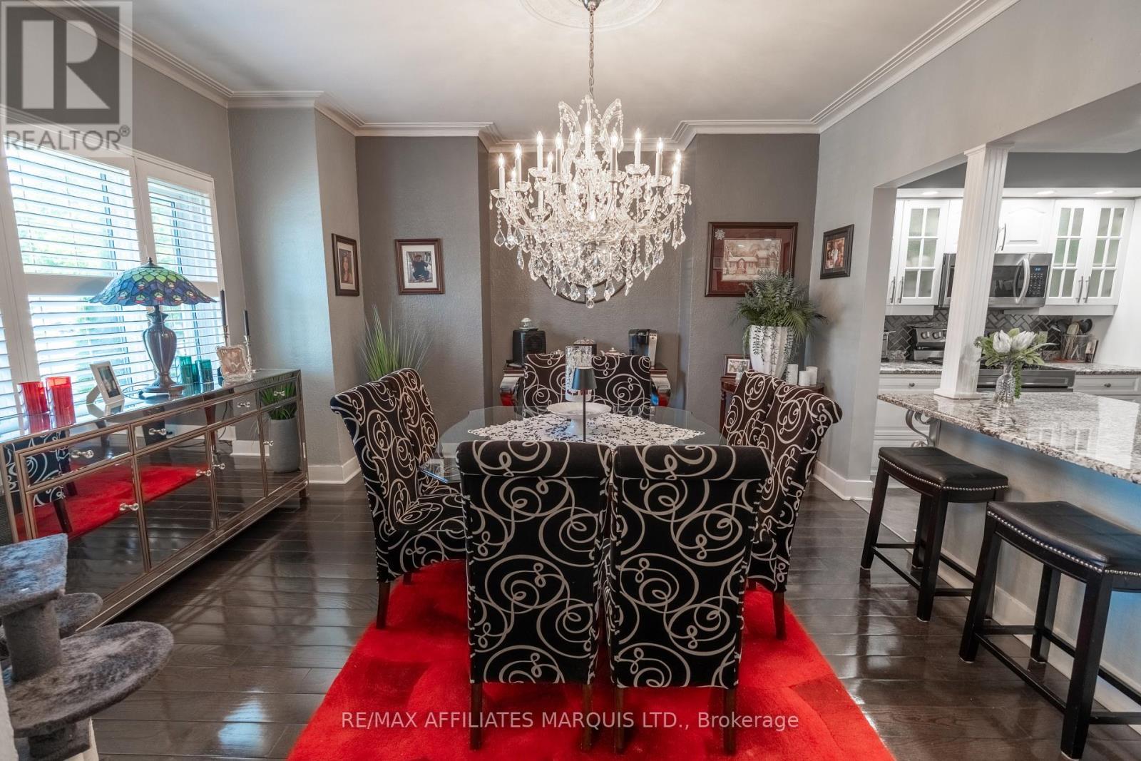 420 Third Street W, Cornwall, ON - Indoor Photo Showing Dining Room