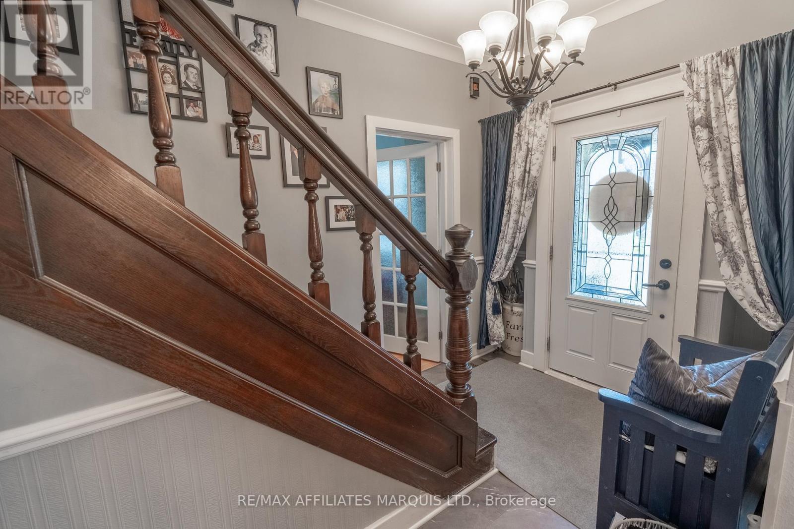 420 Third Street W, Cornwall, ON - Indoor Photo Showing Other Room
