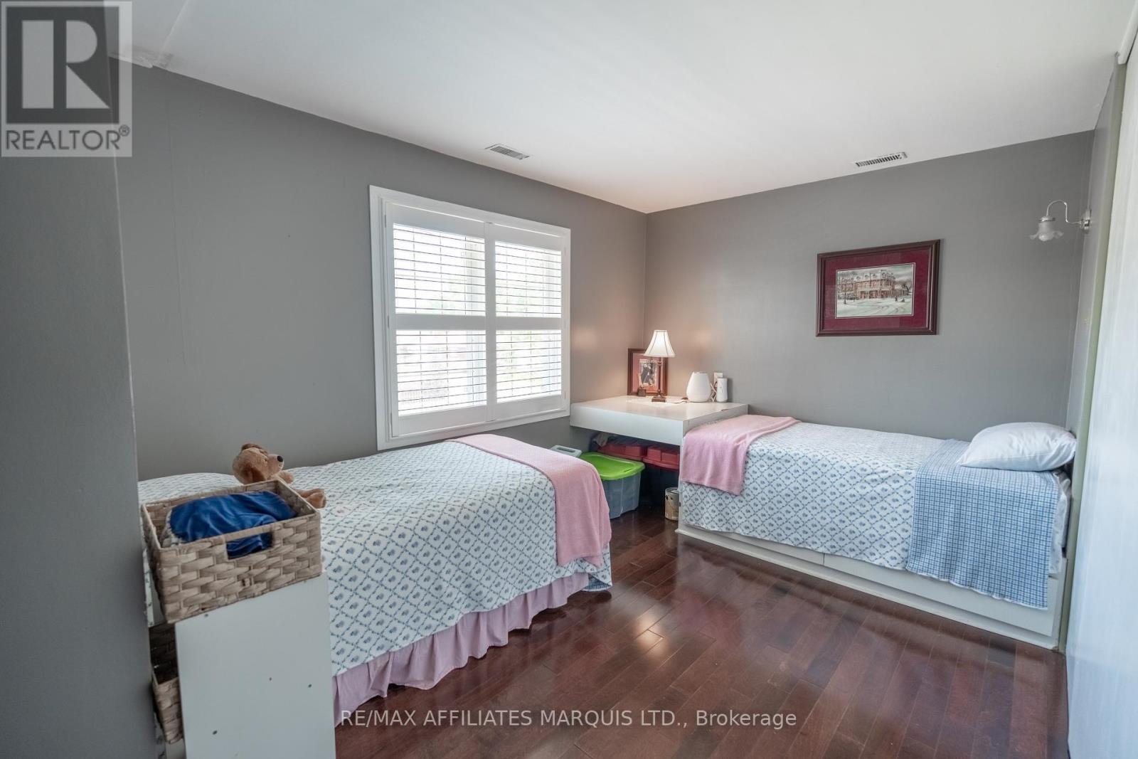 420 Third Street W, Cornwall, ON - Indoor Photo Showing Bedroom