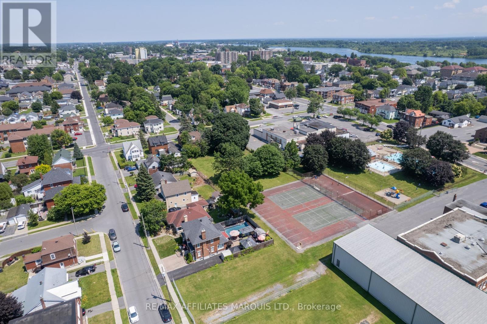 420 Third Street W, Cornwall, ON - Outdoor With View