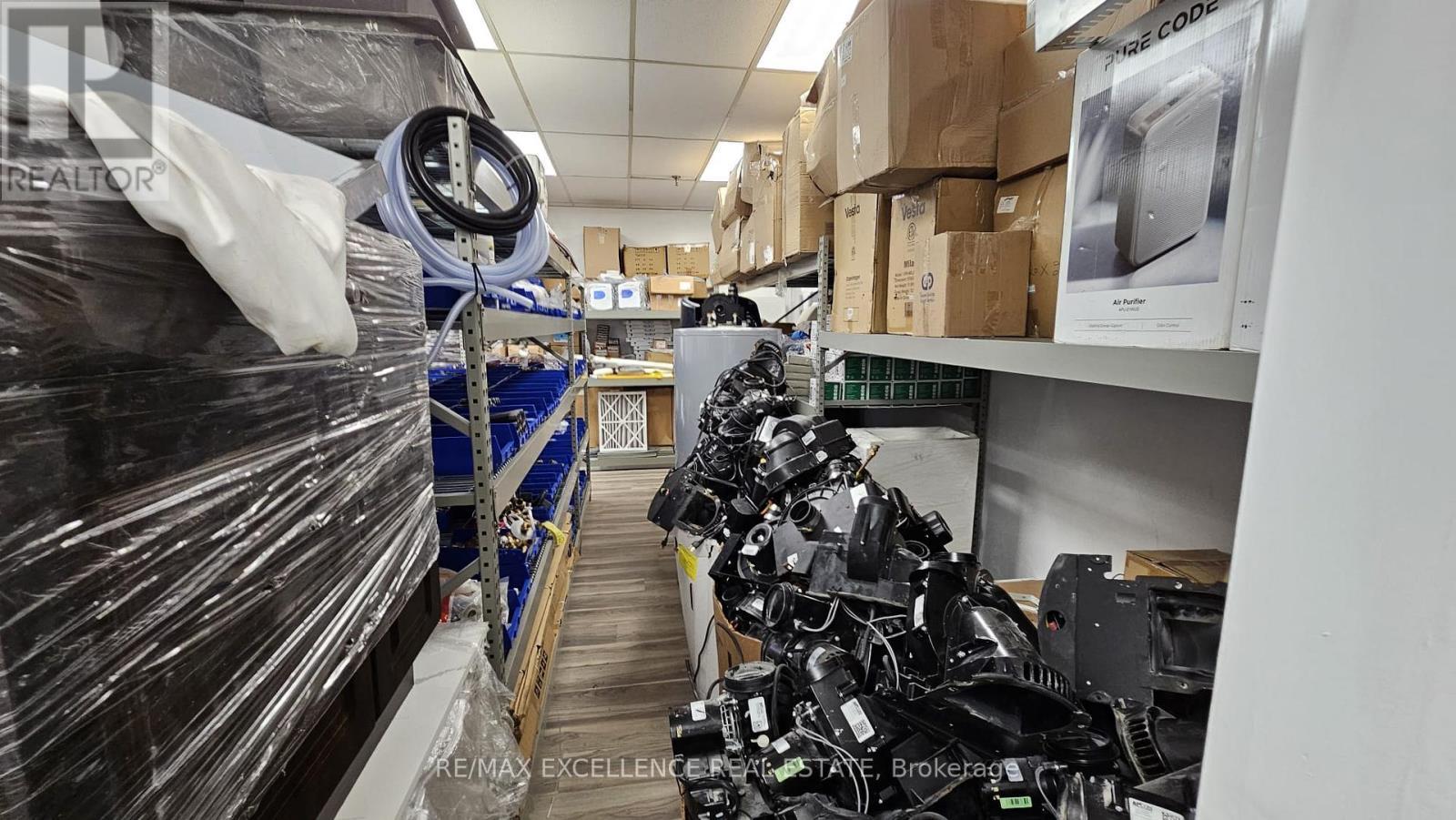 8 - 7040 Torbram Road, Mississauga, ON