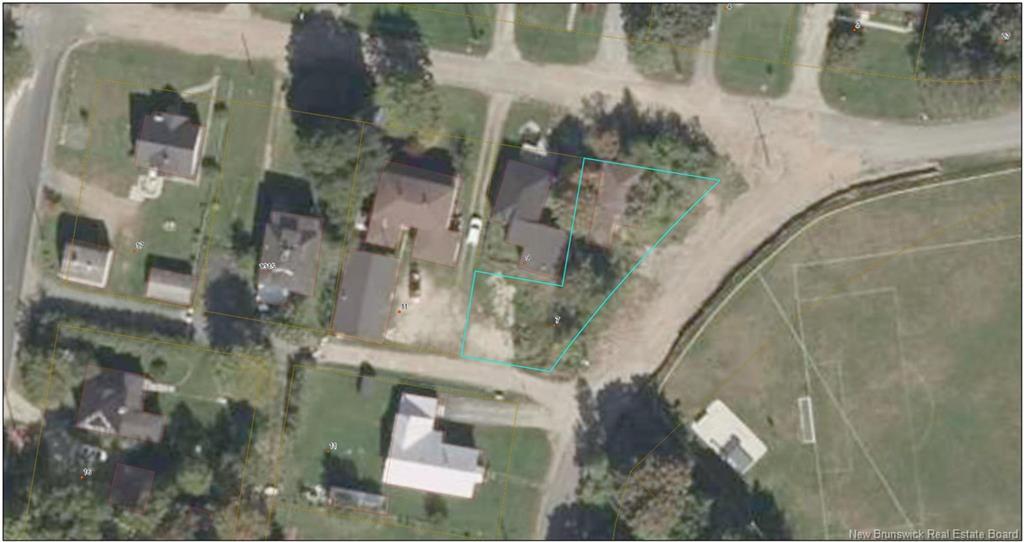 7 Elm St, Mcadam, NB