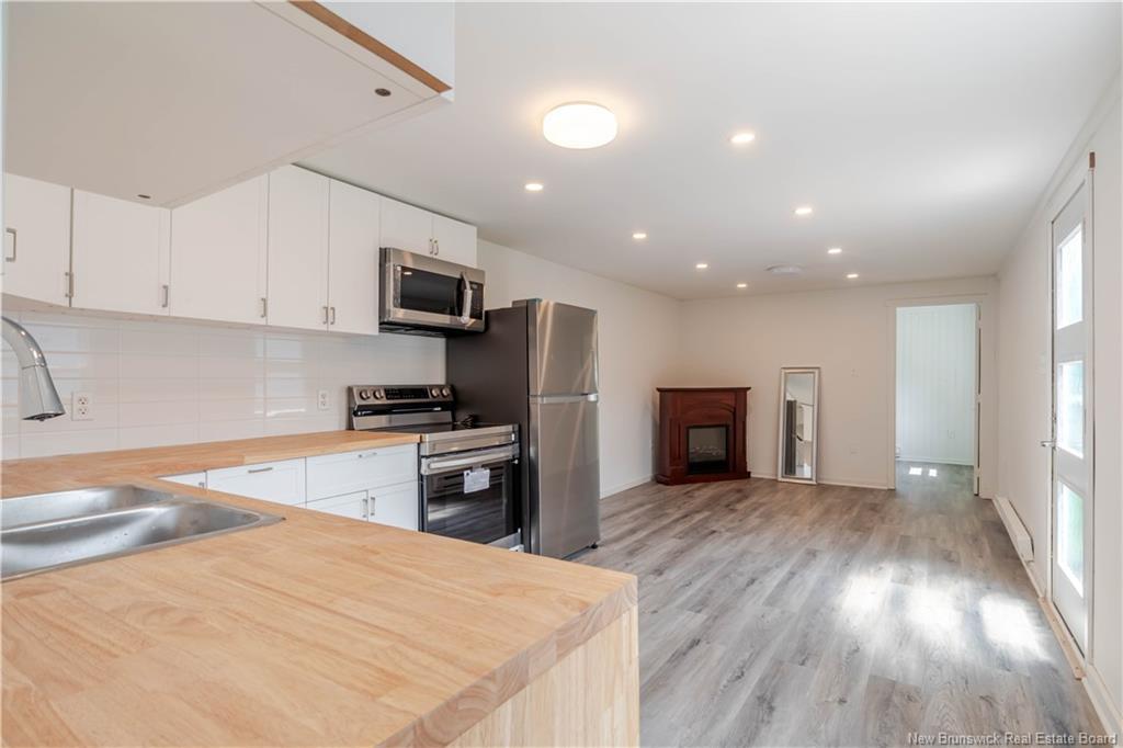 62 Hedgeview Dr, Hanwell, NB