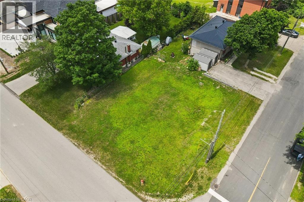 46 Daniel Avenue, Kitchener, ON