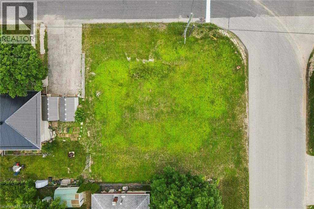 46 Daniel Avenue, Kitchener, ON