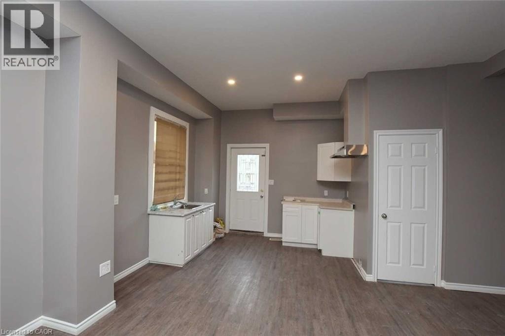78 George Street, Hamilton, ON