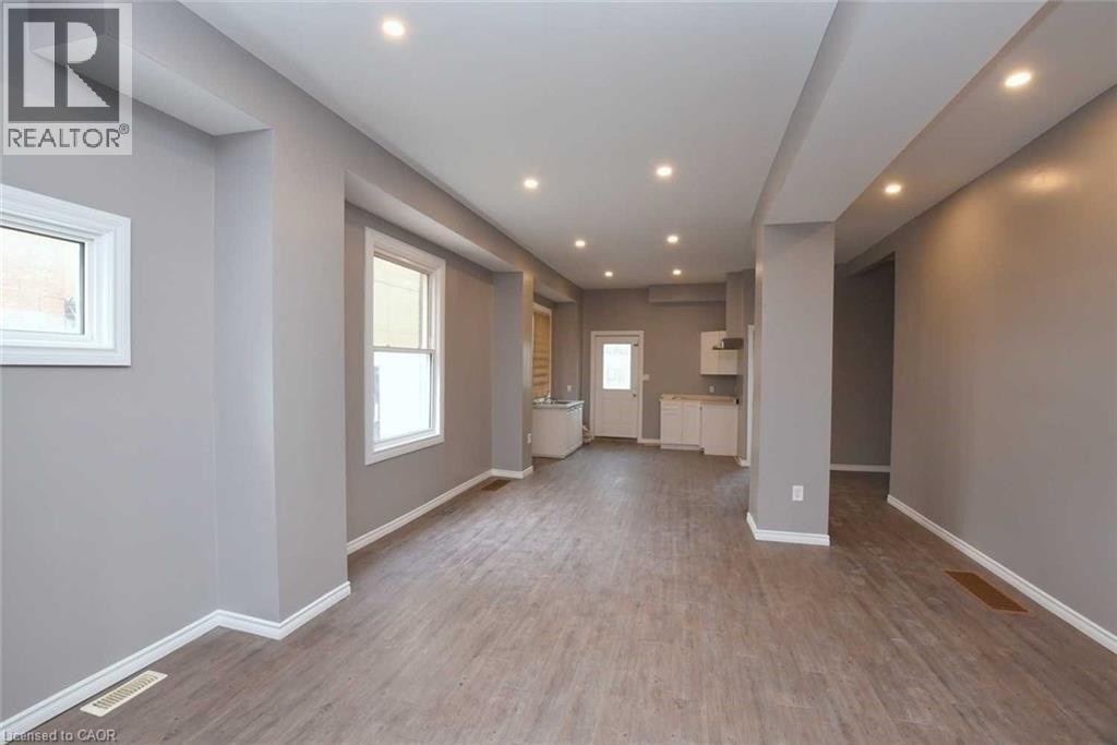 78 George Street, Hamilton, ON
