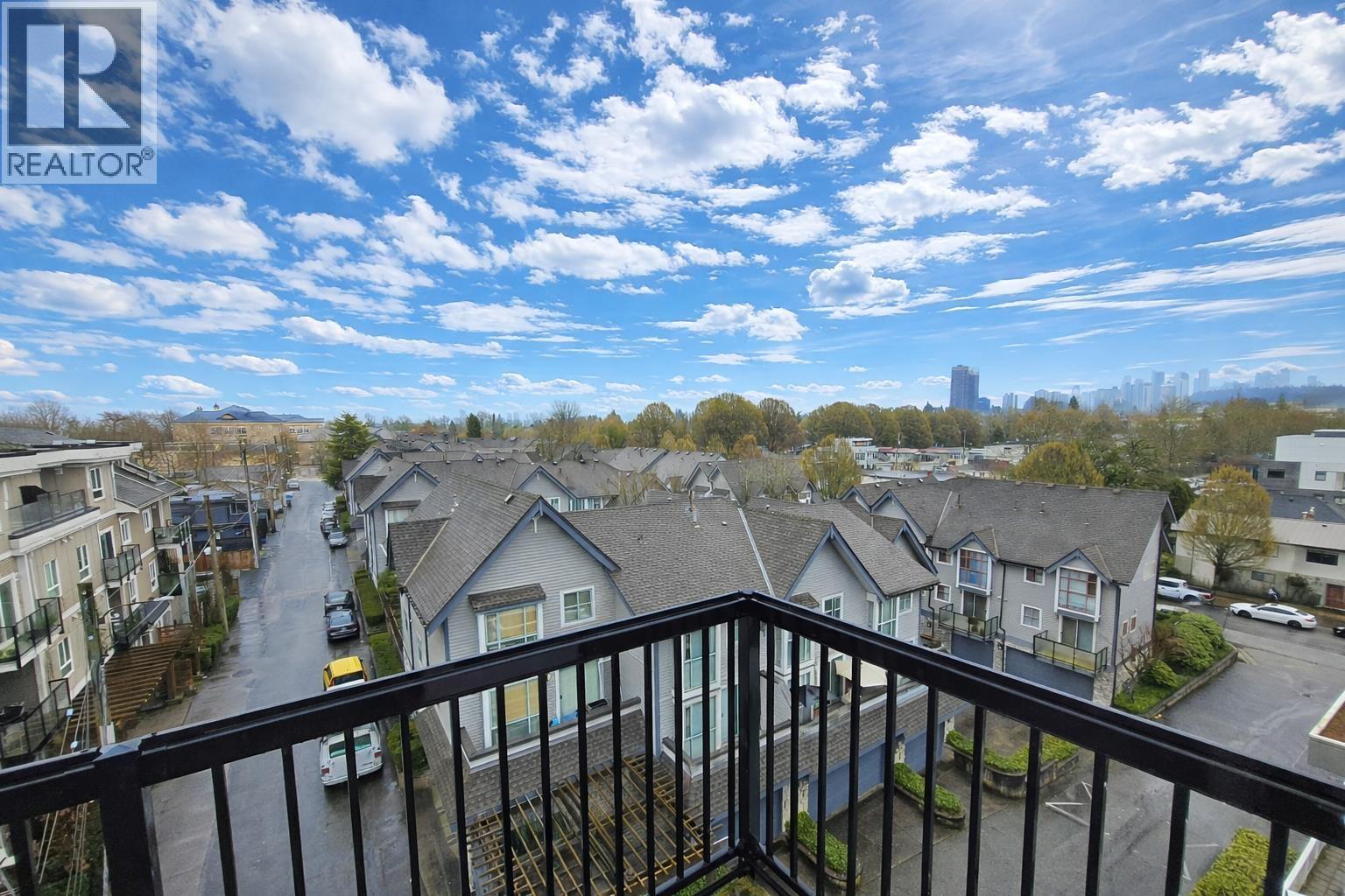 2551 Kingsway, Vancouver, BC