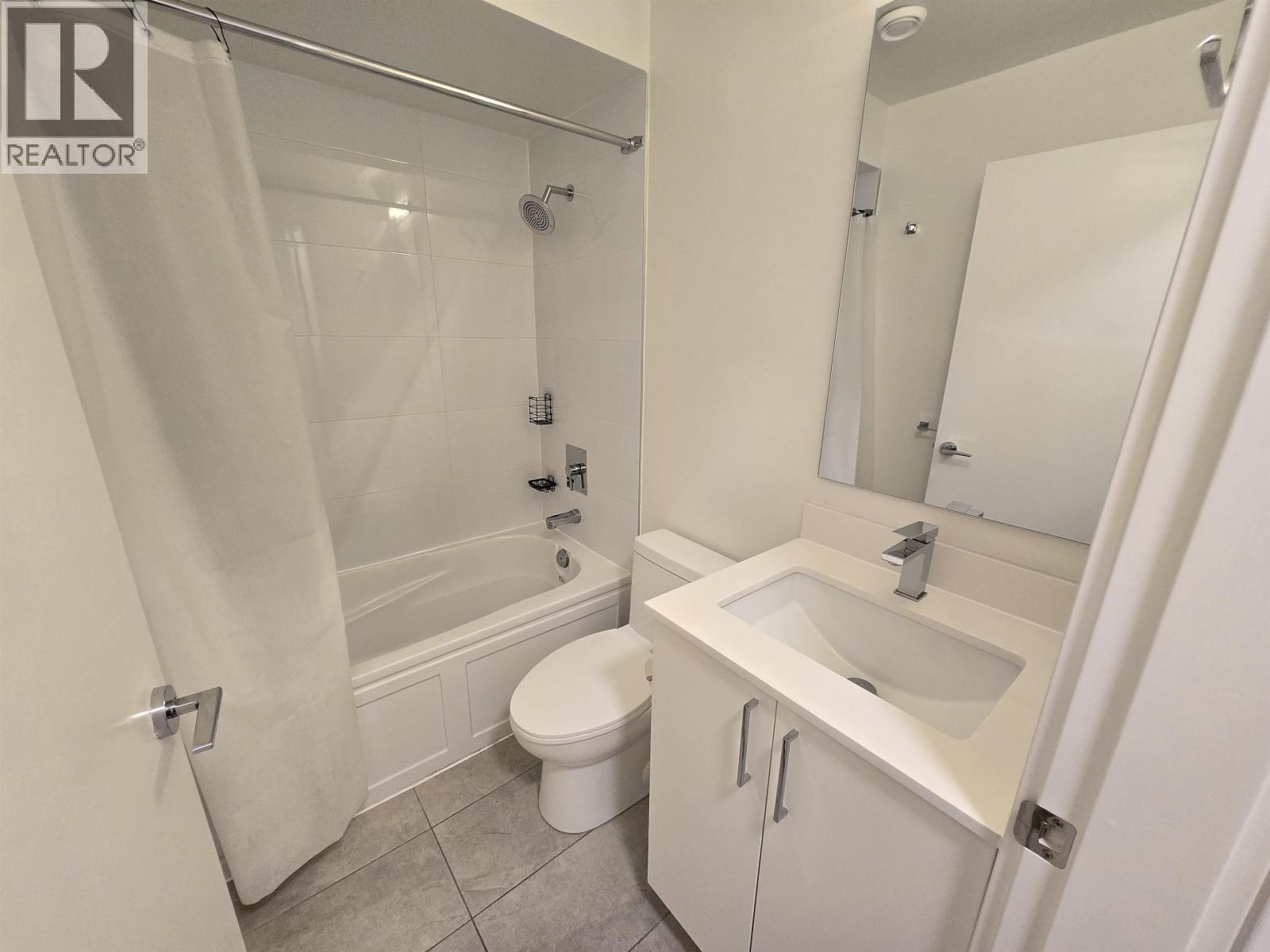 2551 Kingsway, Vancouver, BC