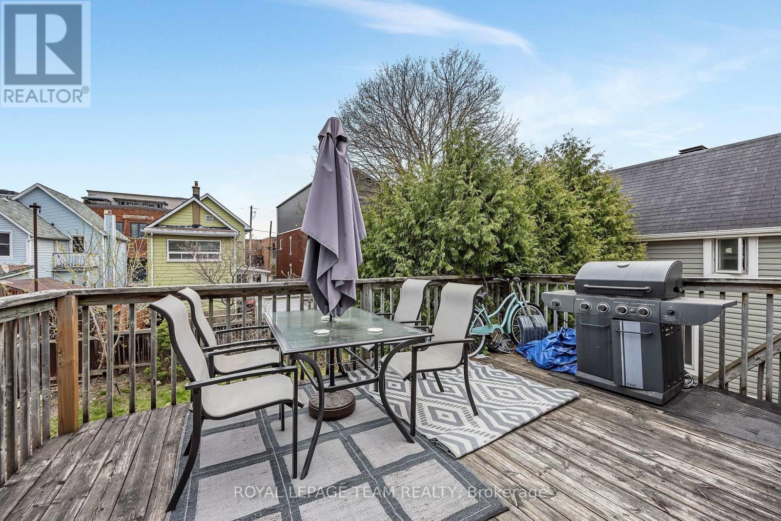 11 Sherbrooke Avenue, Ottawa, ON