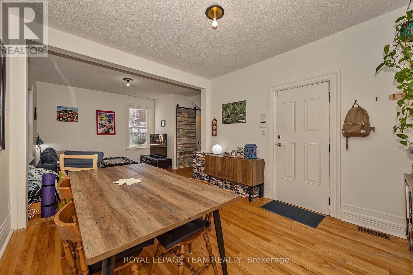 11 Sherbrooke Avenue, Ottawa, ON