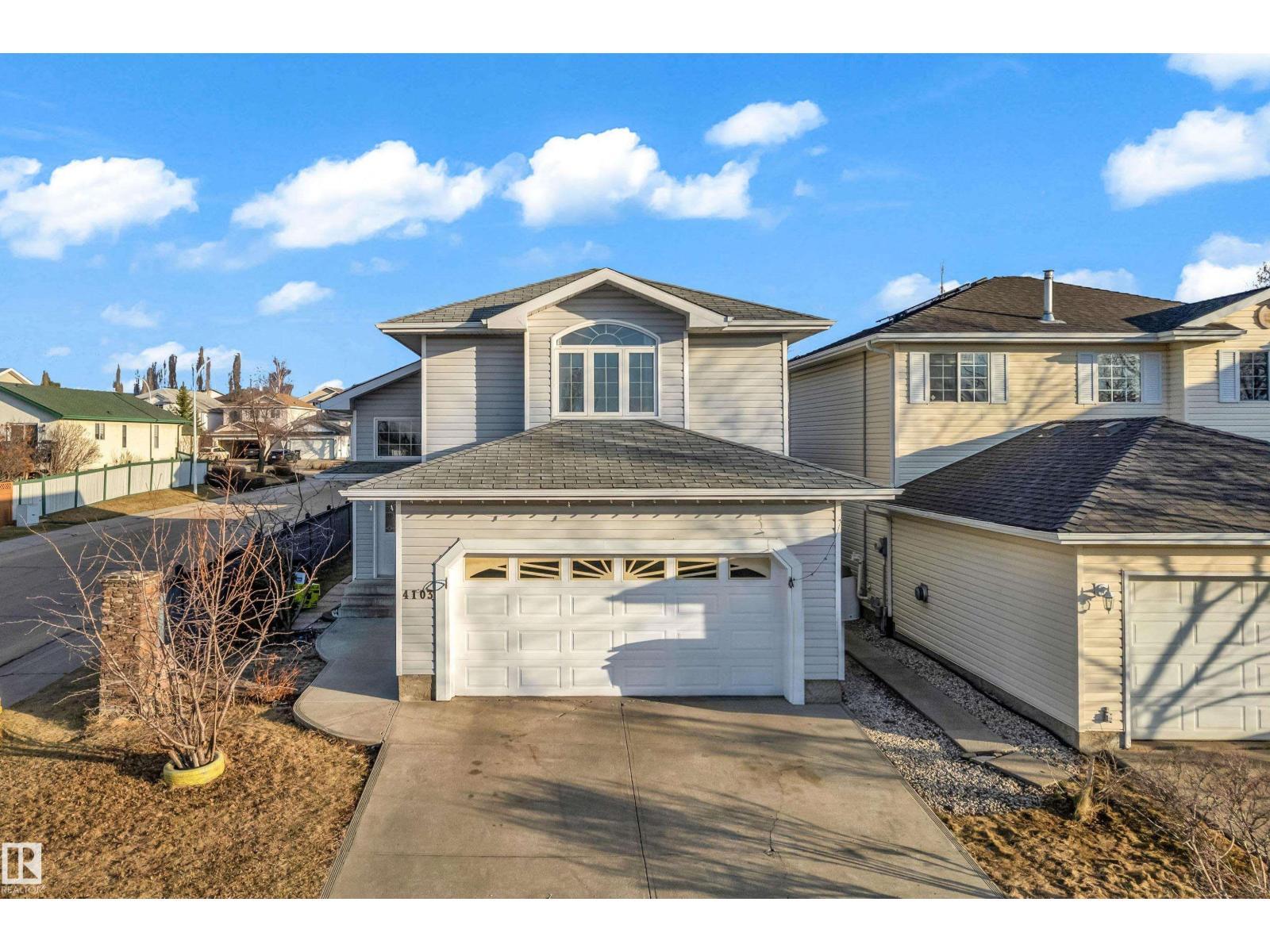 4103 37A Av Nw, Edmonton, AB