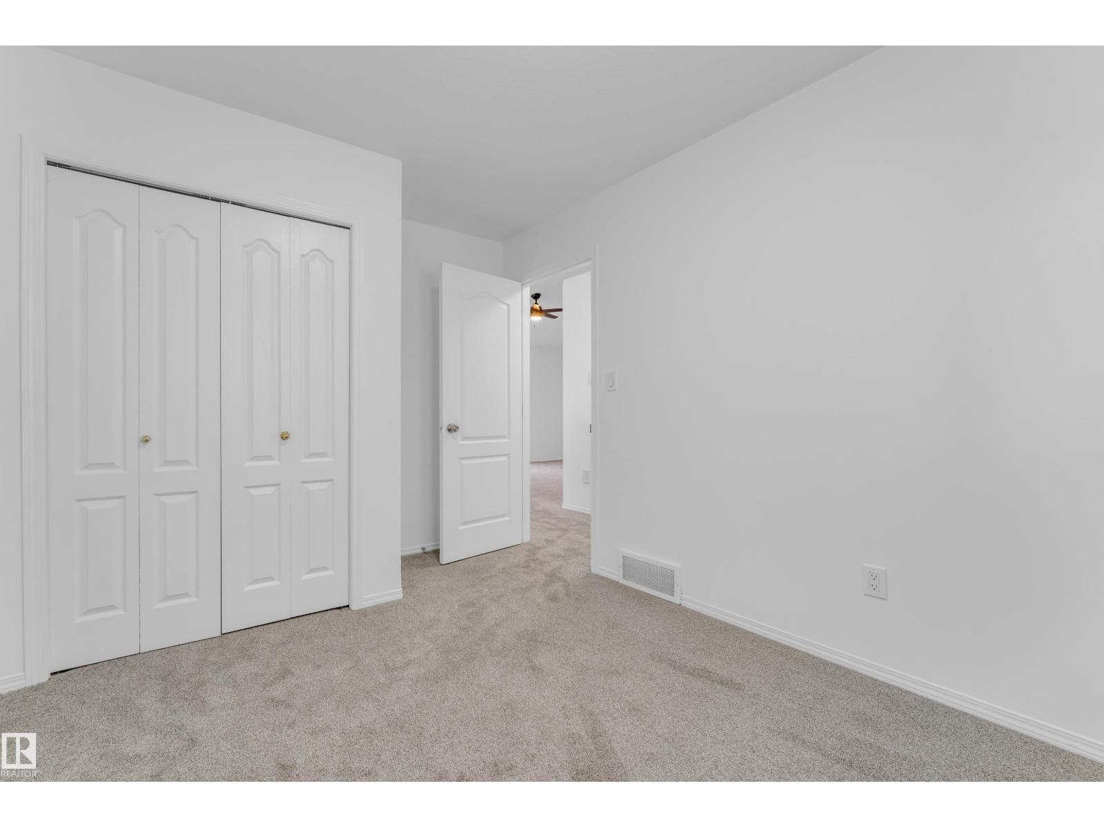 4103 37A Av Nw, Edmonton, AB