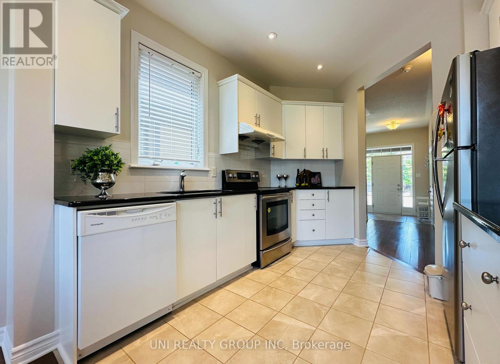202 Mareth Way, Ottawa, ON