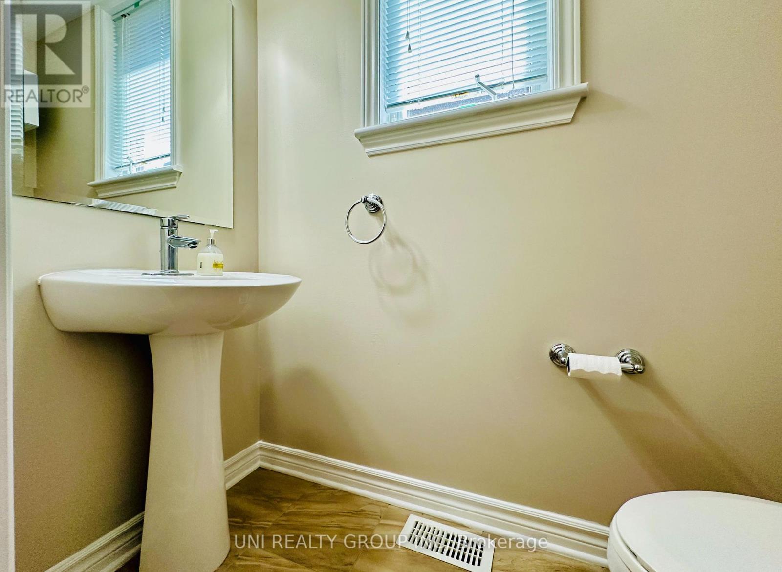 202 Mareth Way, Ottawa, ON