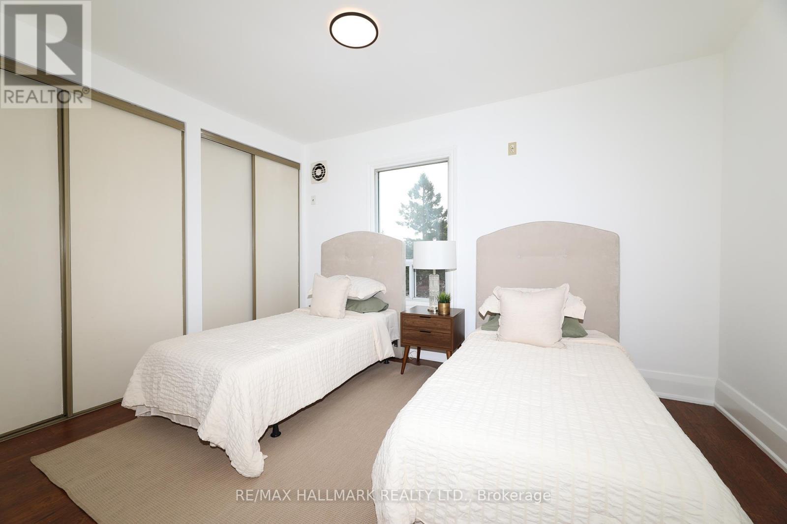 259 Wolverleigh Boulevard, Toronto, ON
