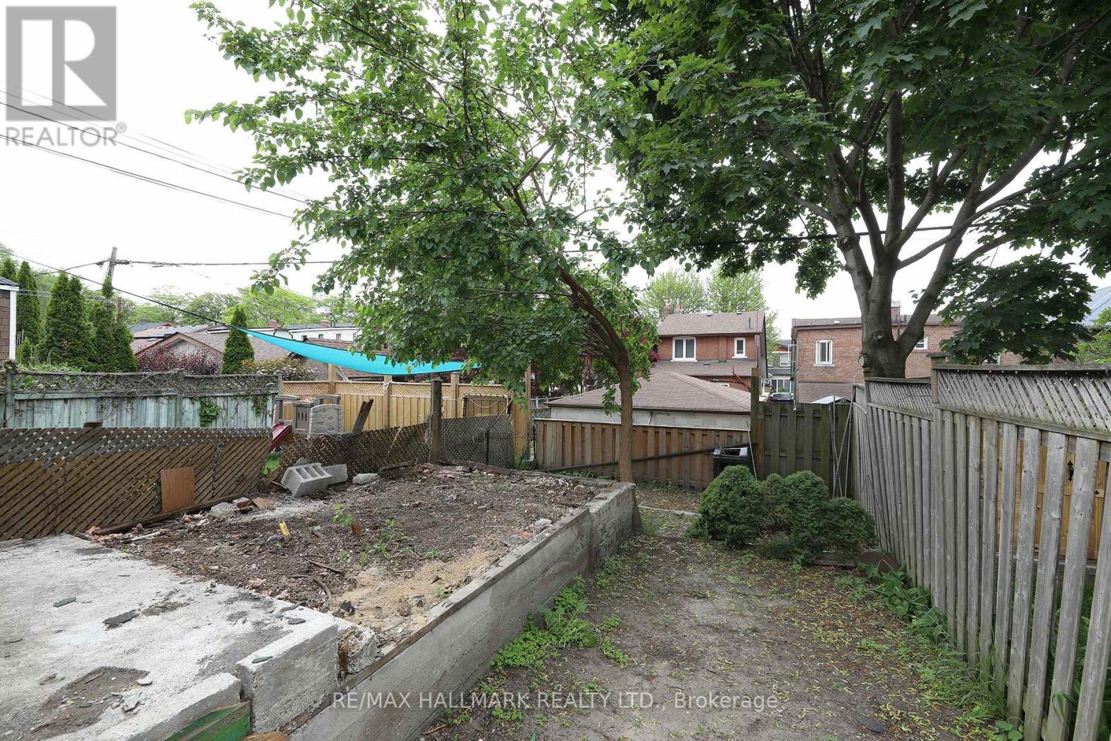 259 Wolverleigh Boulevard, Toronto, ON