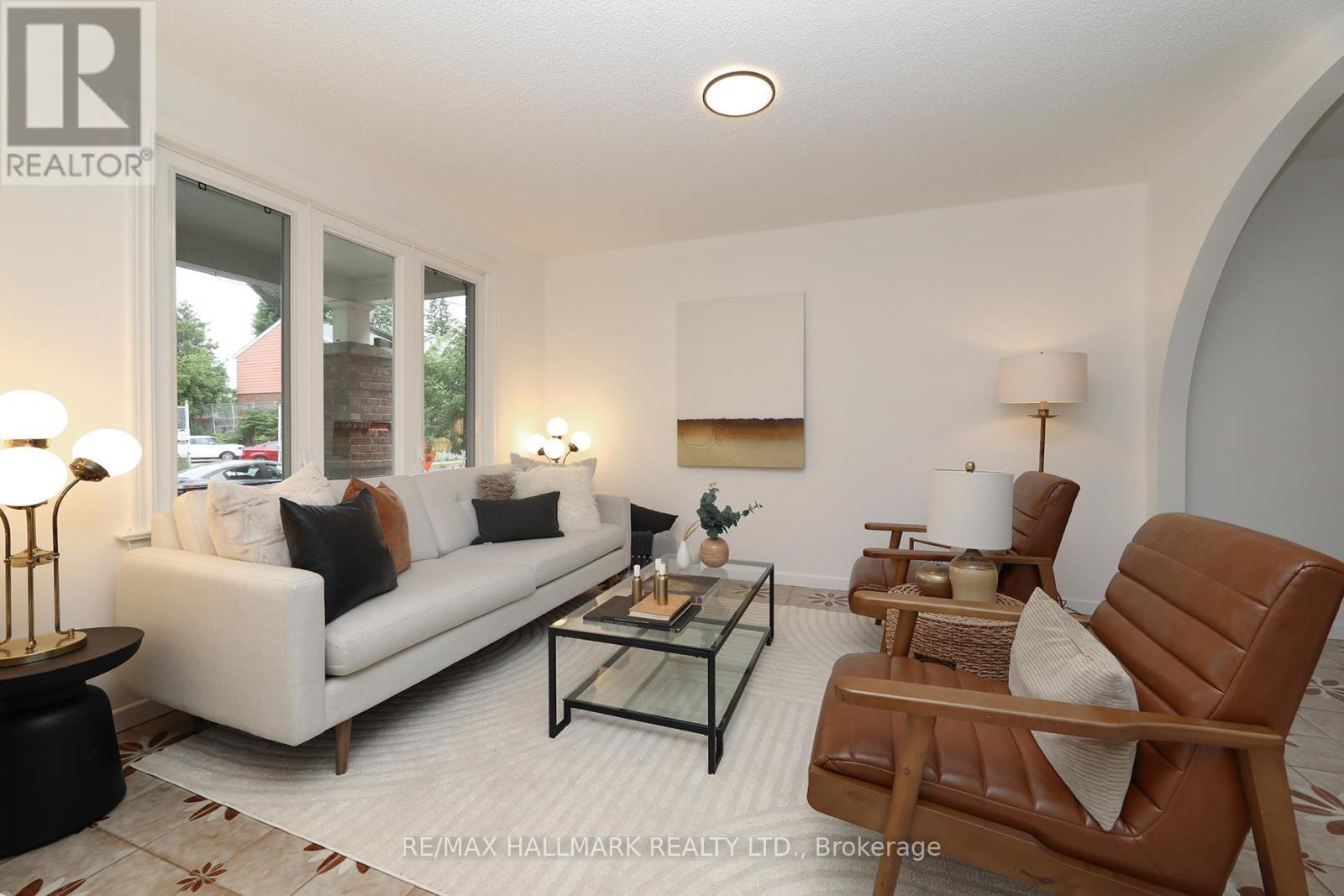 259 Wolverleigh Boulevard, Toronto, ON