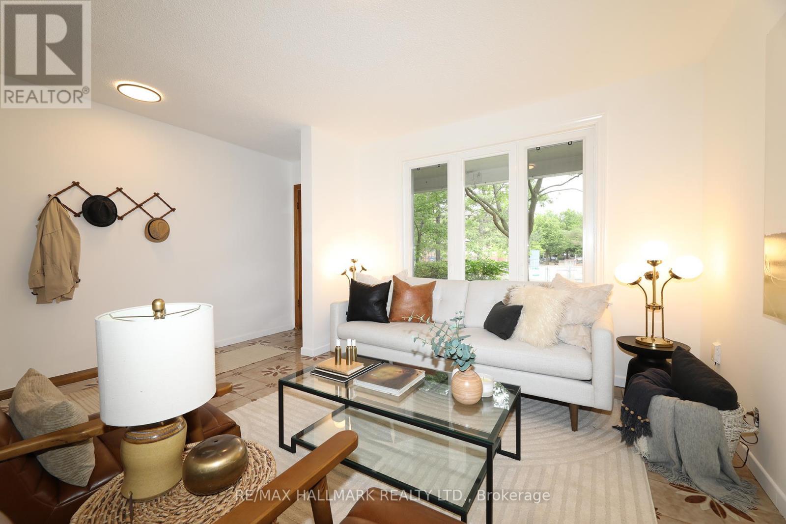 259 Wolverleigh Boulevard, Toronto, ON