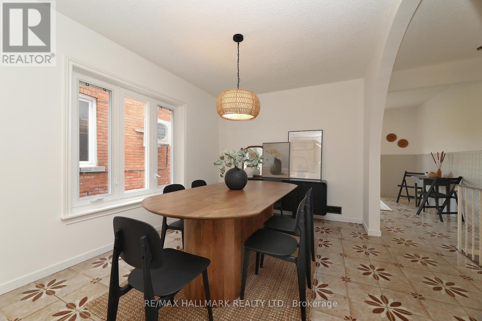259 Wolverleigh Boulevard, Toronto, ON