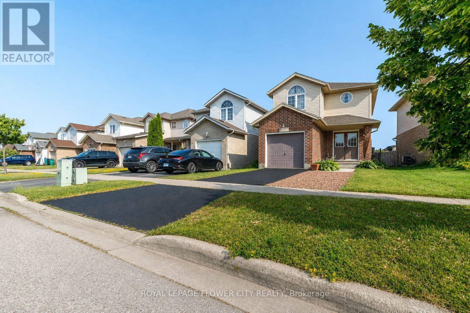 99 Windflower Drive, Kitchener, ON - Outdoor With Facade