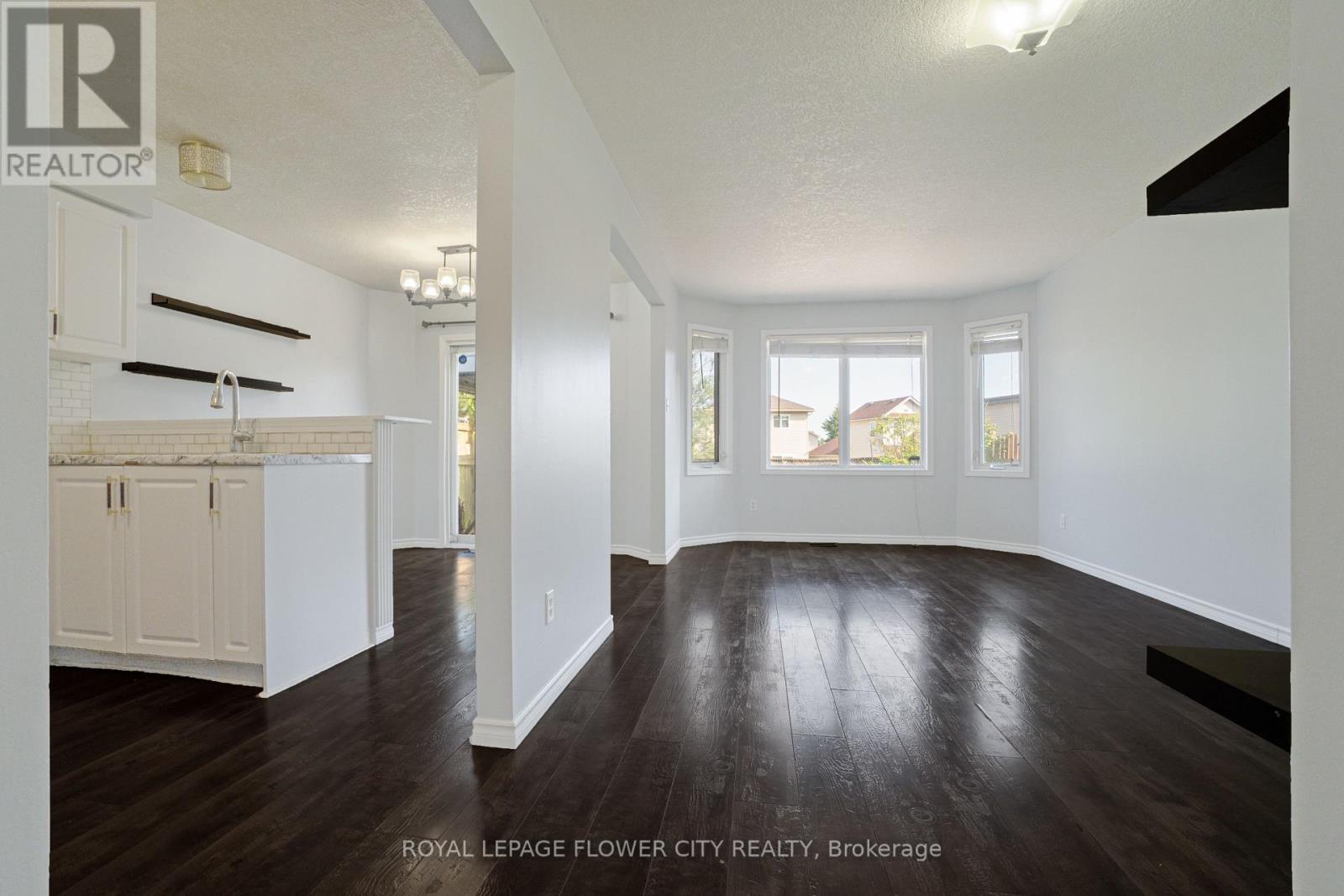 99 Windflower Drive, Kitchener, ON - Indoor Photo Showing Other Room