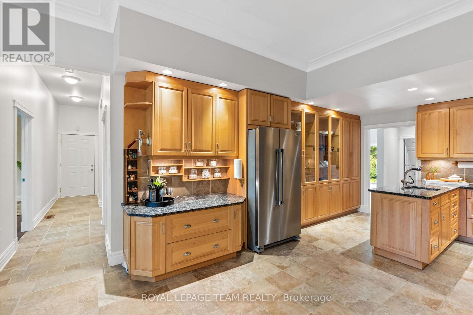 1526 Carsonby Road E, Ottawa, ON