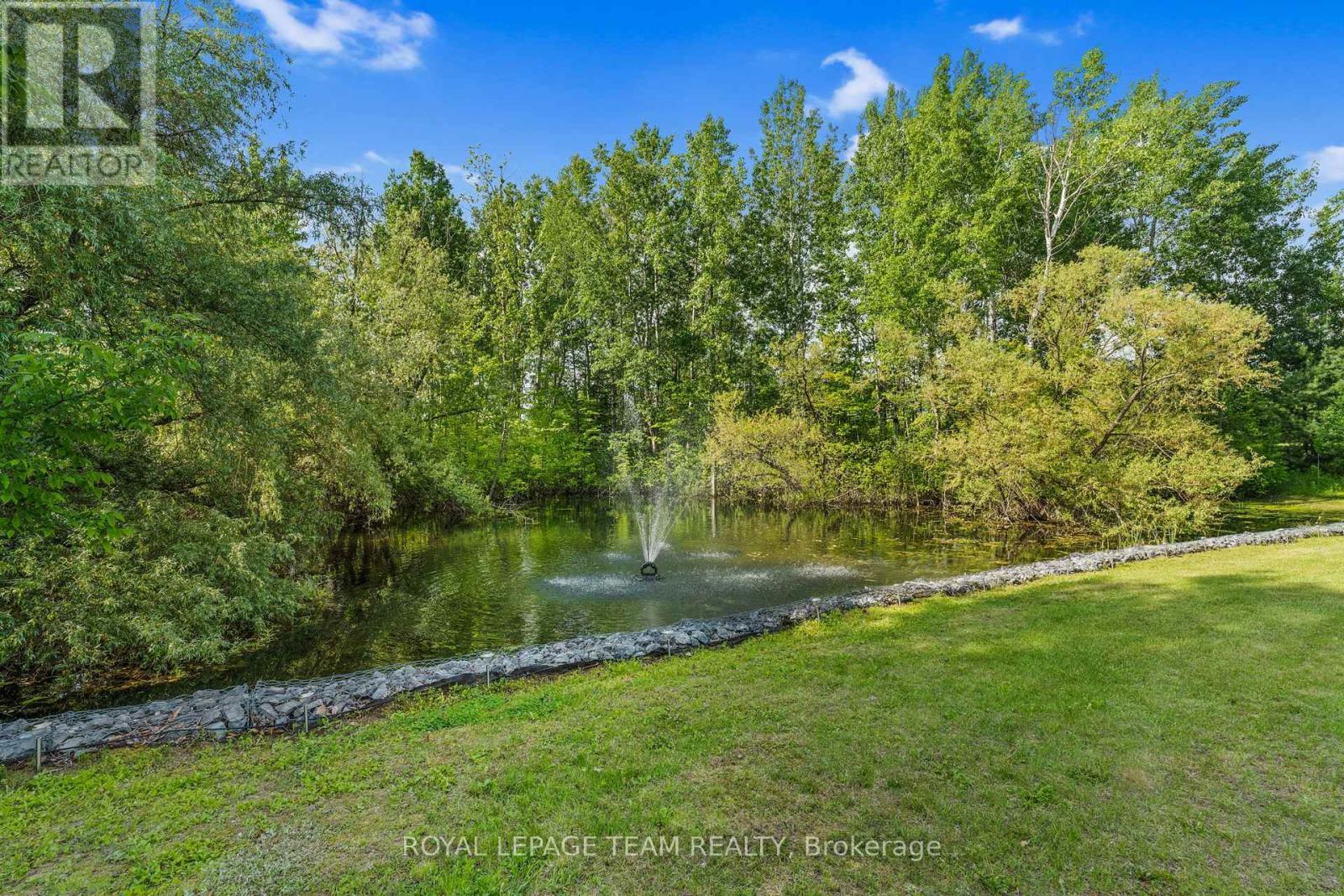 1526 Carsonby Road E, Ottawa, ON
