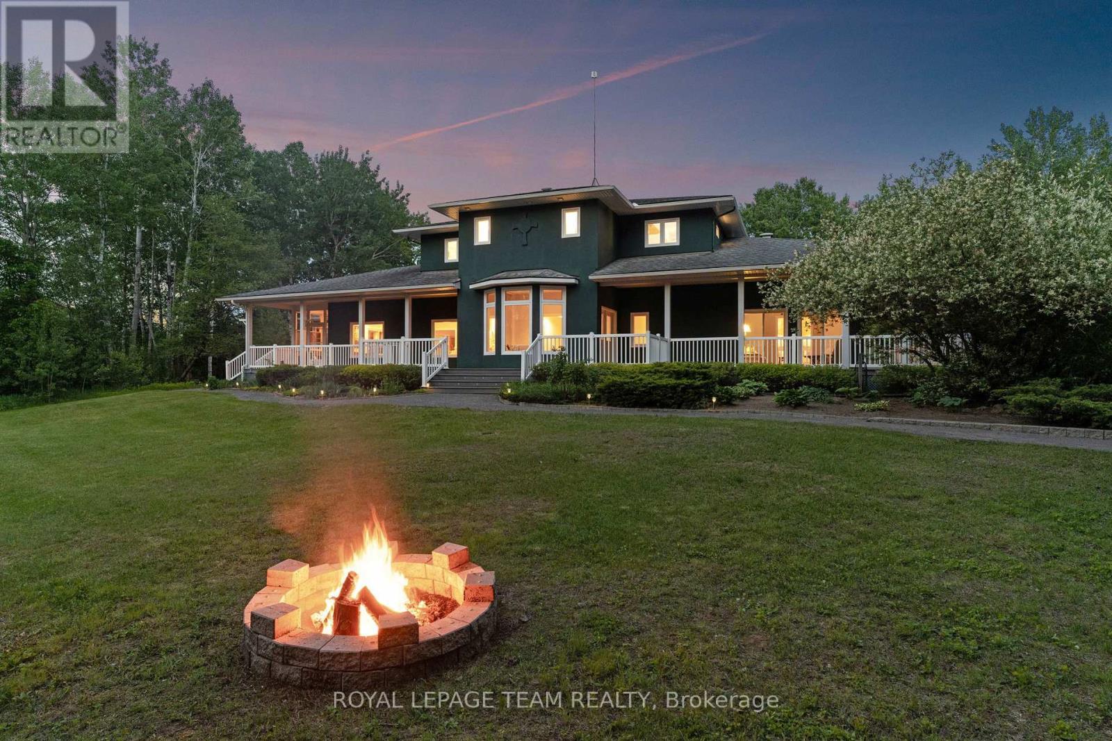 1526 Carsonby Road E, Ottawa, ON