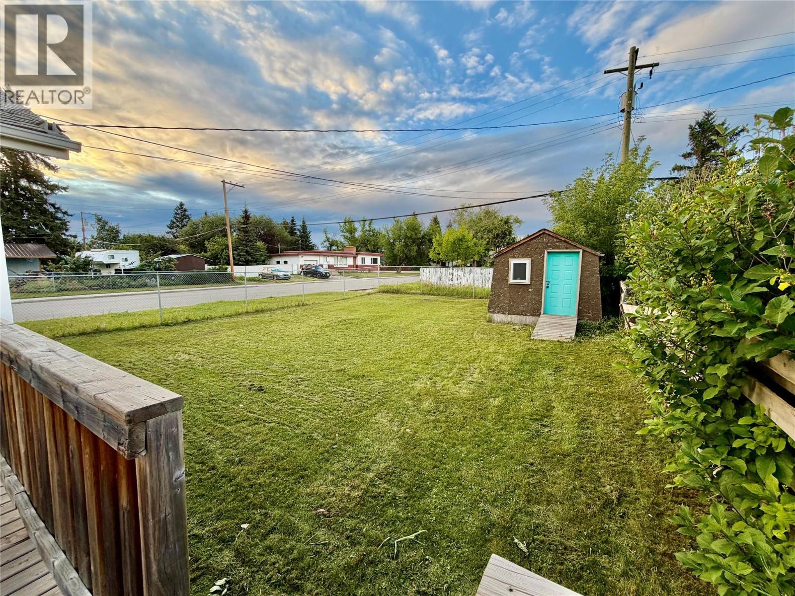 832 106 Avenue, Dawson Creek, BC - Outdoor With View