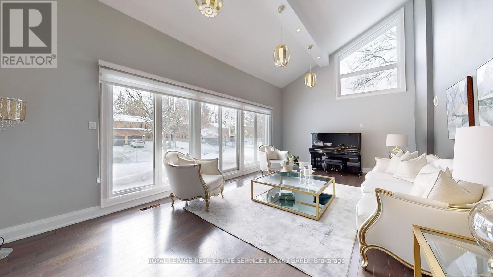 136 Denlow Boulevard, Toronto, ON