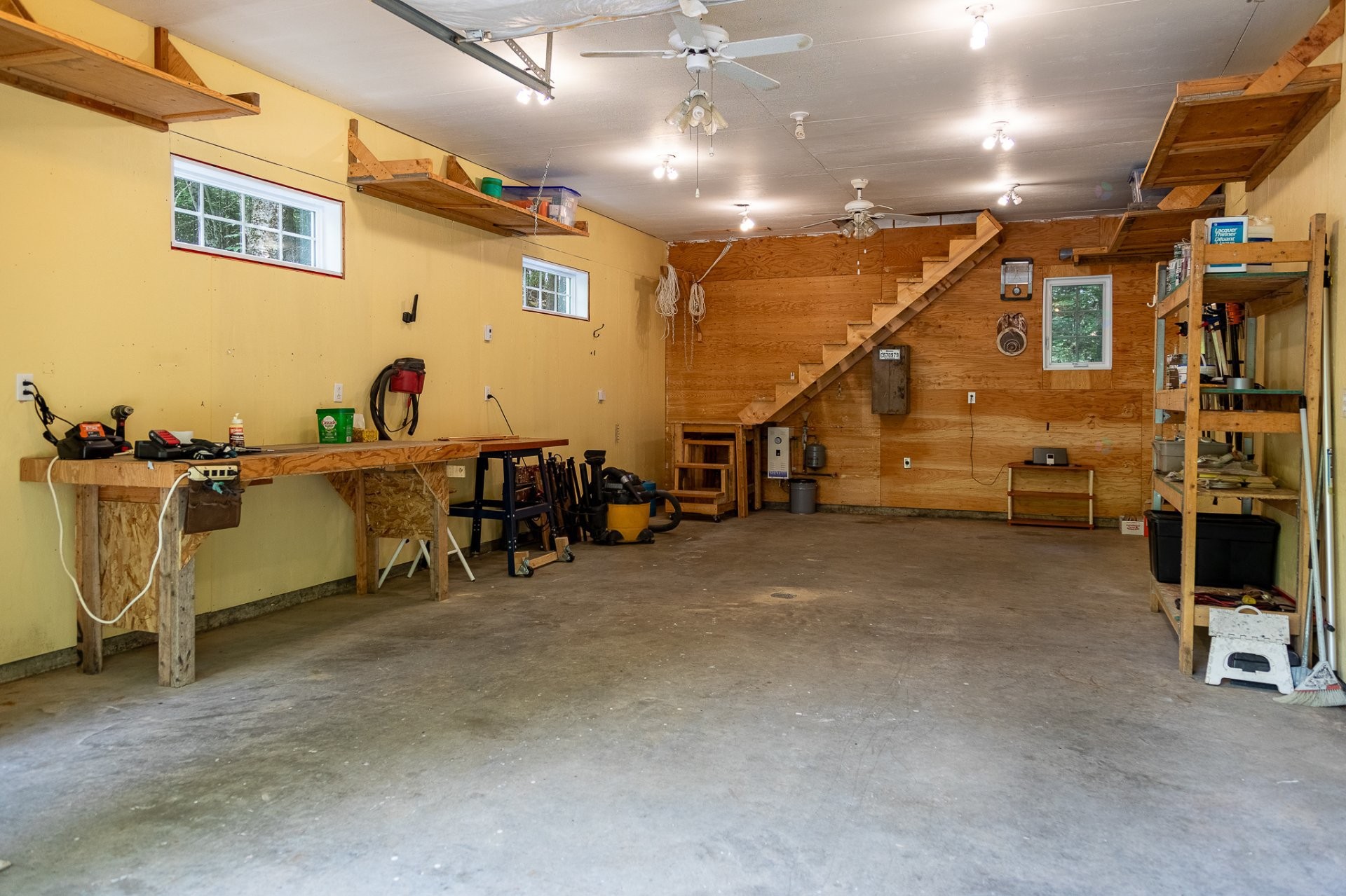 Garage - 435 Ch. Du Tangara, Lac-Aux-Sables, QC