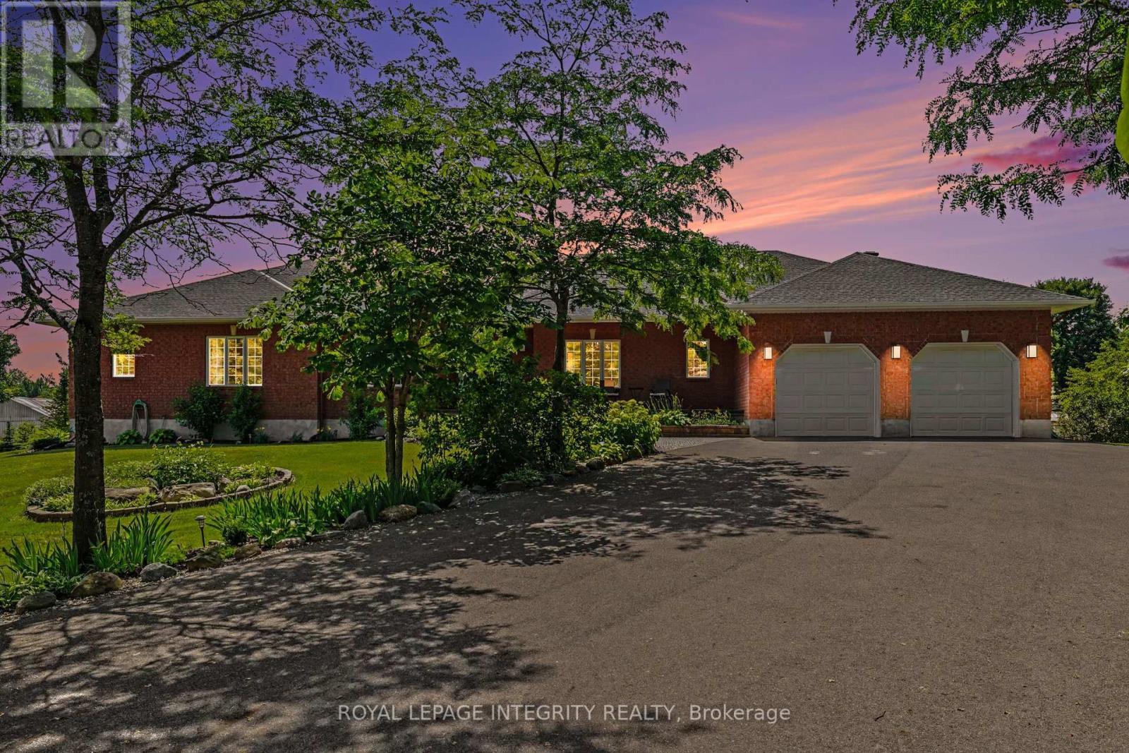 2602 Manotick Station Road, Ottawa, ON