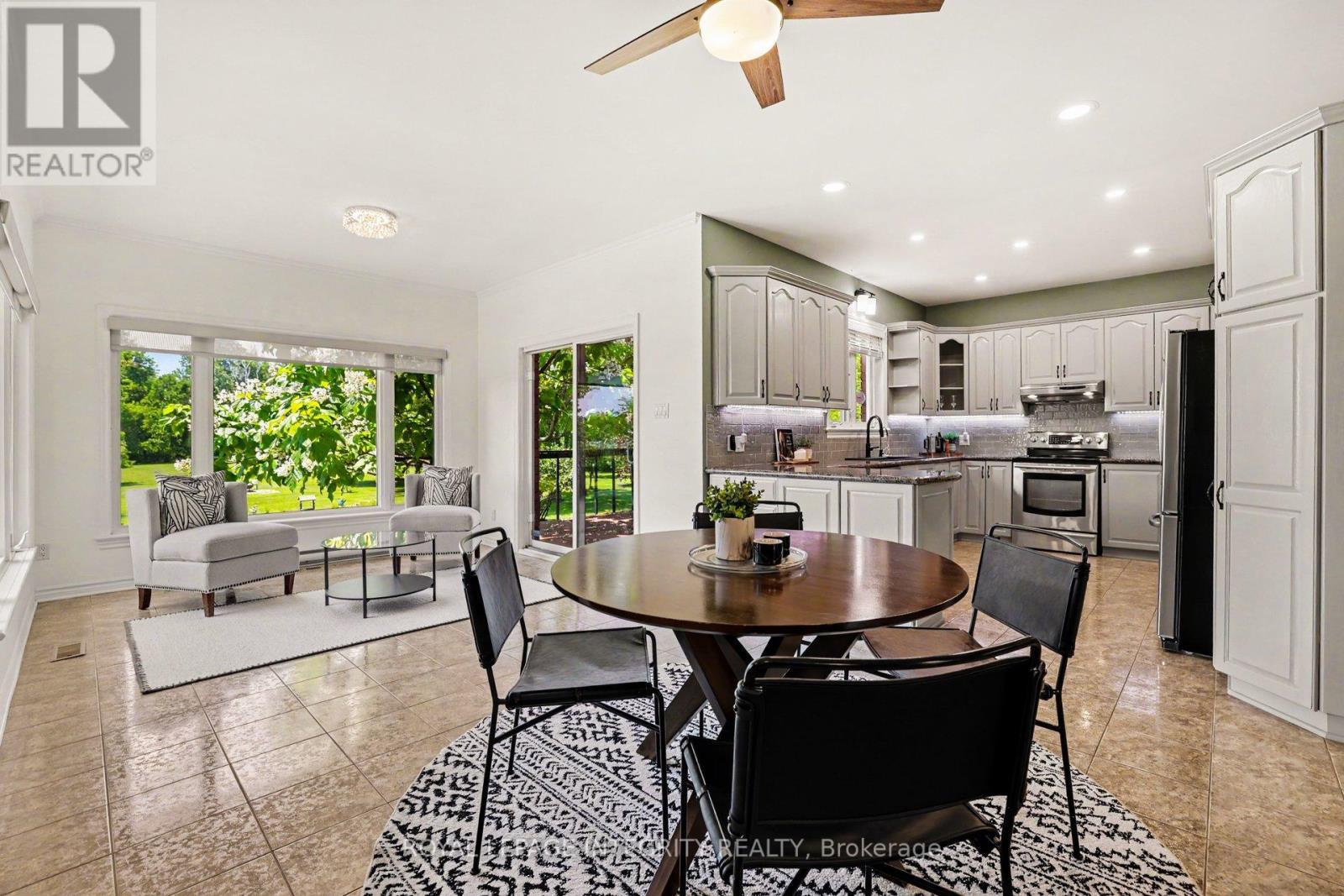 2602 Manotick Station Road, Ottawa, ON