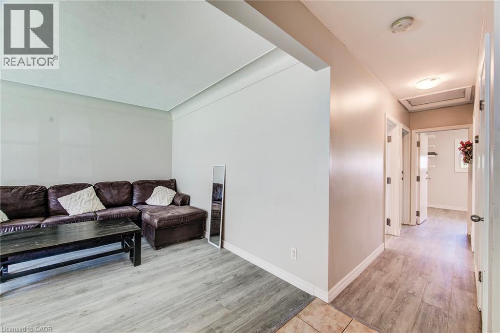 139 Elgin Crescent, Waterloo, ON