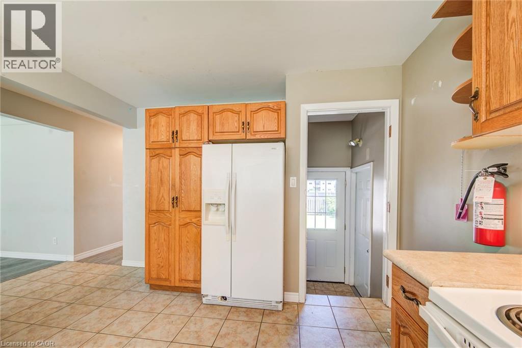 139 Elgin Crescent, Waterloo, ON