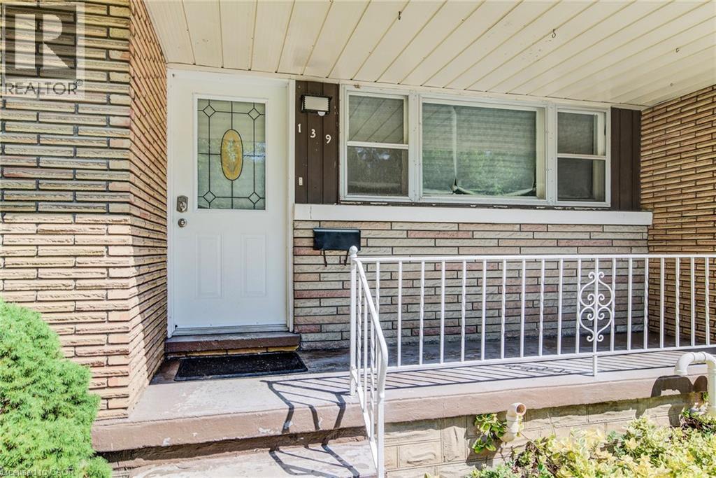 139 Elgin Crescent, Waterloo, ON