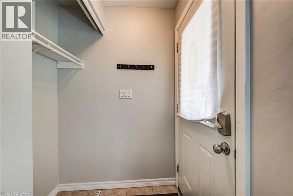 139 Elgin Crescent, Waterloo, ON