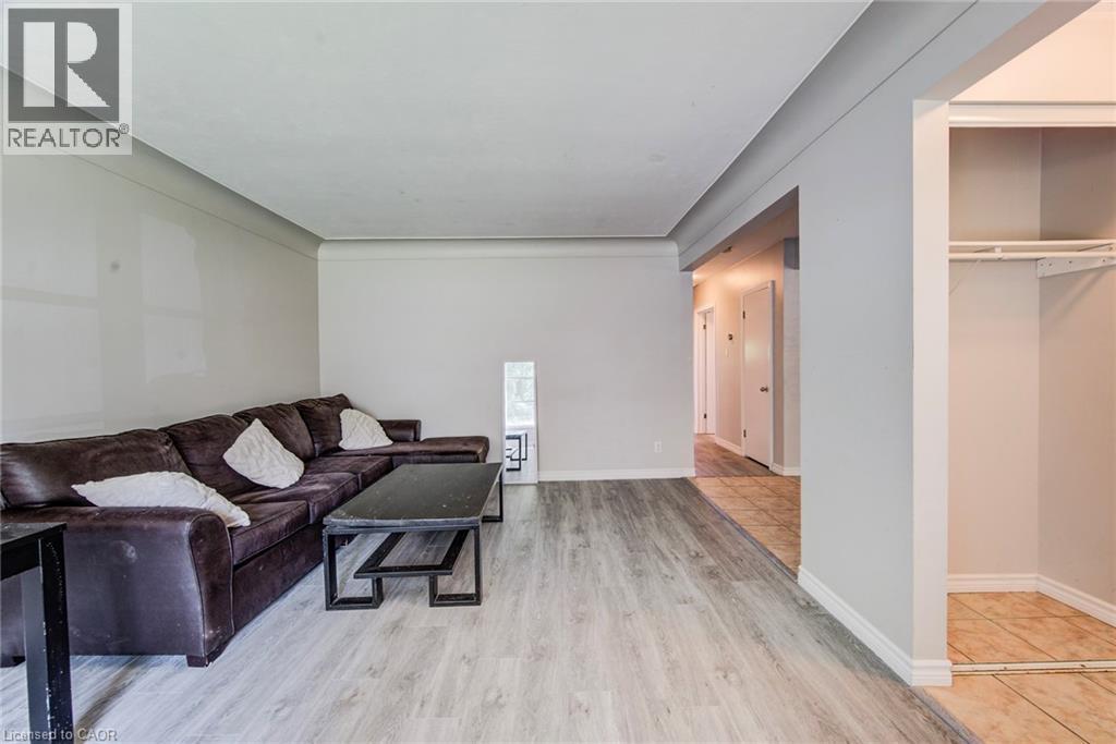 139 Elgin Crescent, Waterloo, ON