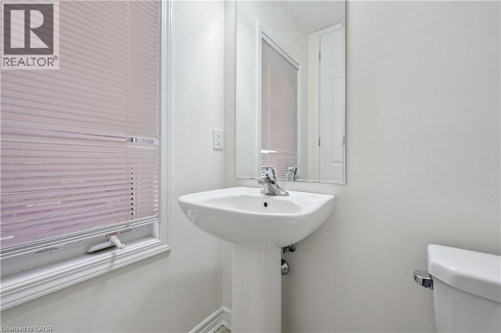 267 Grovehill Crescent, Kitchener, ON - Indoor Photo Showing Bathroom