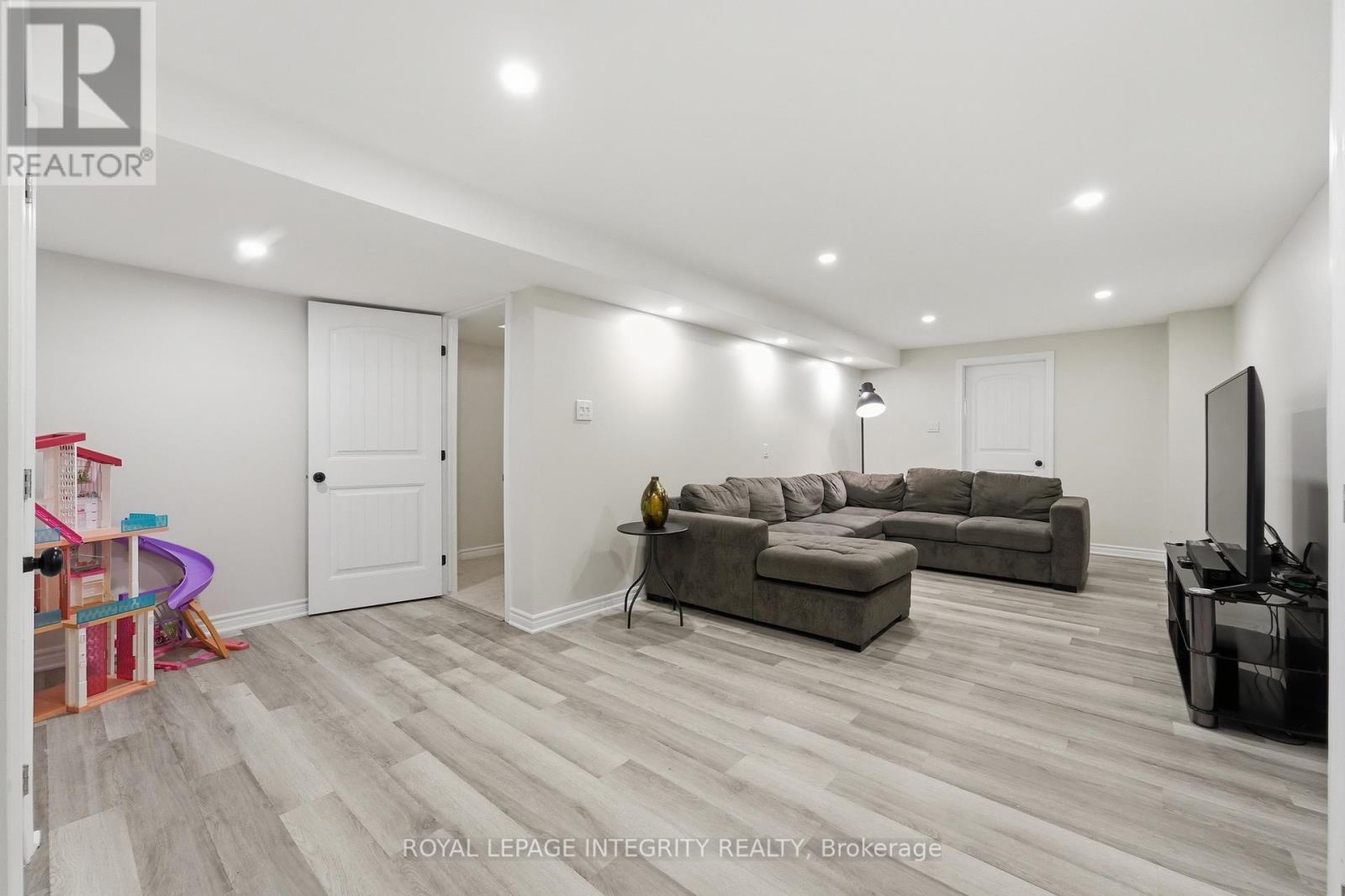 541 Bryce Place, Ottawa, ON