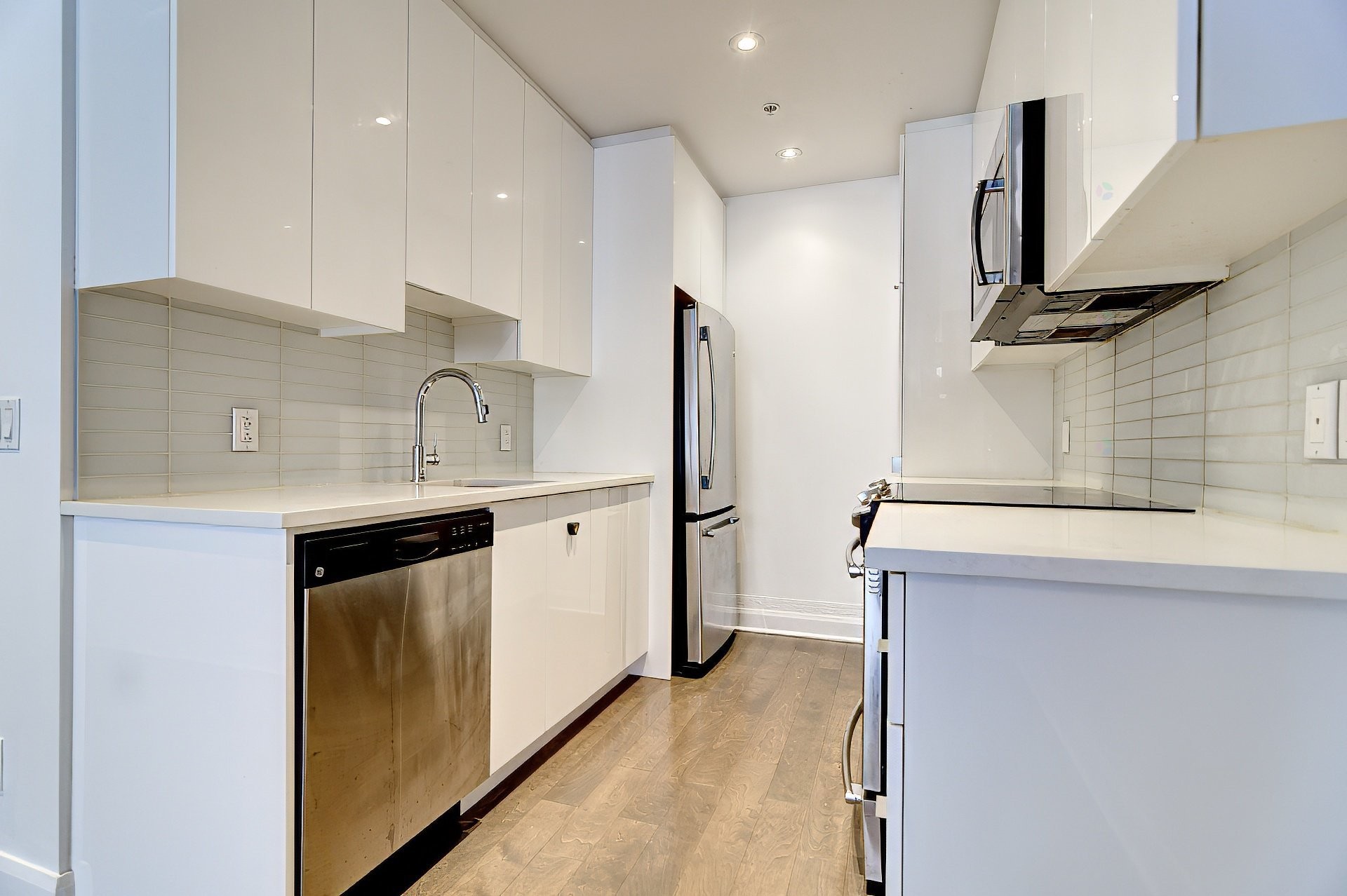 Kitchen - 908-1181 Rue Bishop, Montréal (Ville-Marie), QC