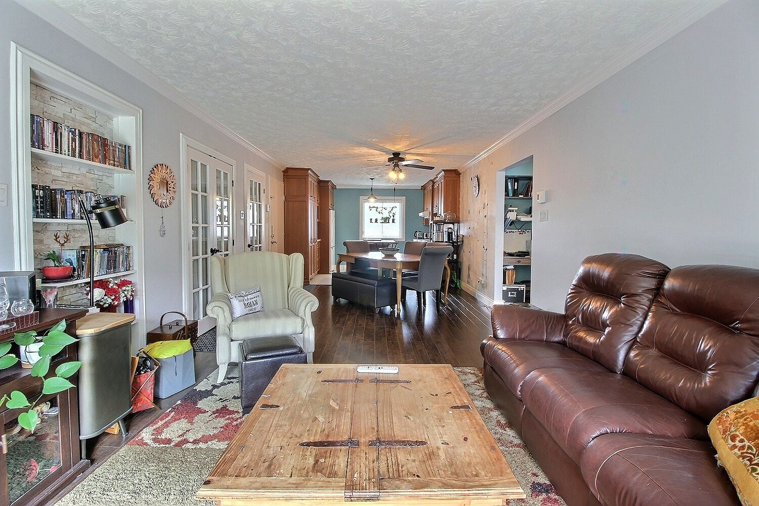 Living Room - 202-1000 Rue Westmount, Ayer'S Cliff, QC