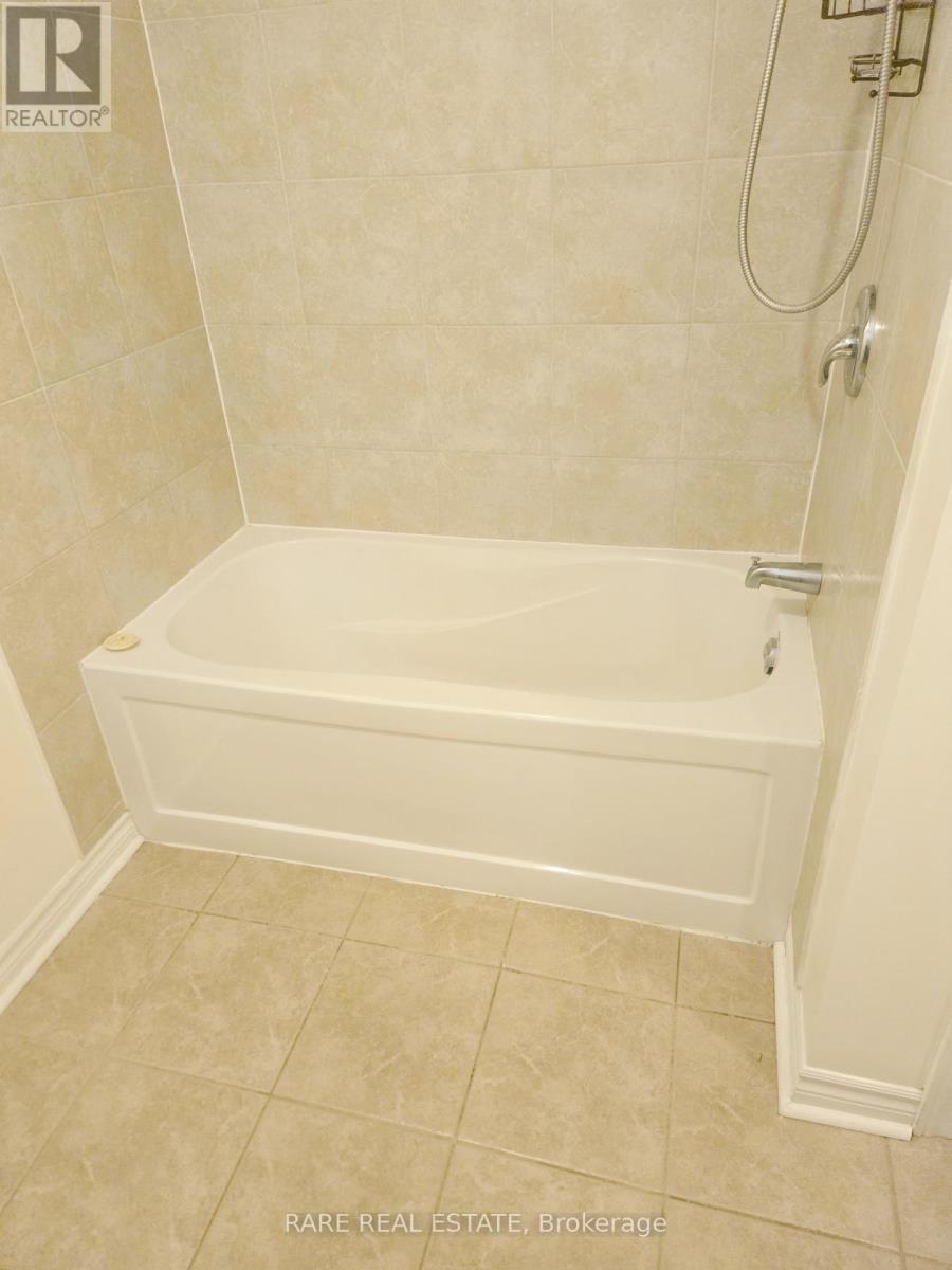 4594 Bismark Crescent, Mississauga, ON