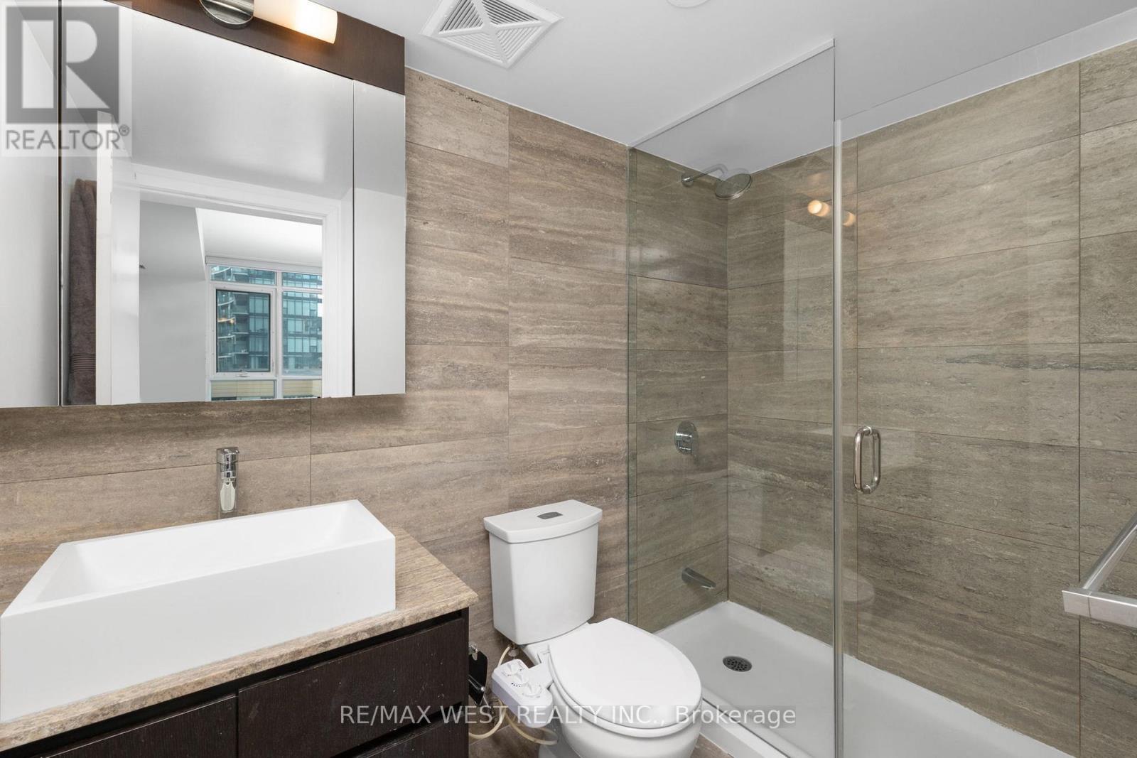 1106 - 15 Iceboat Terrace, Toronto, ON