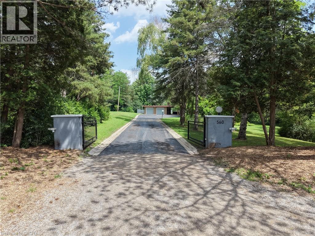 560 Crane Court, Burlington, ON