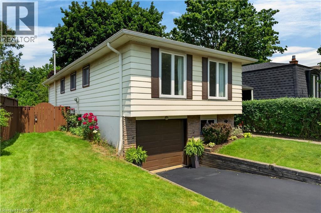 5051 Brady Avenue, Burlington, ON