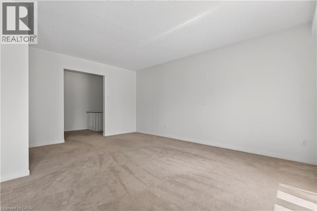 5051 Brady Avenue, Burlington, ON
